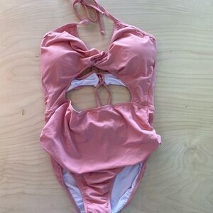 Peddney One Piece Swim Suit size XL (FK)